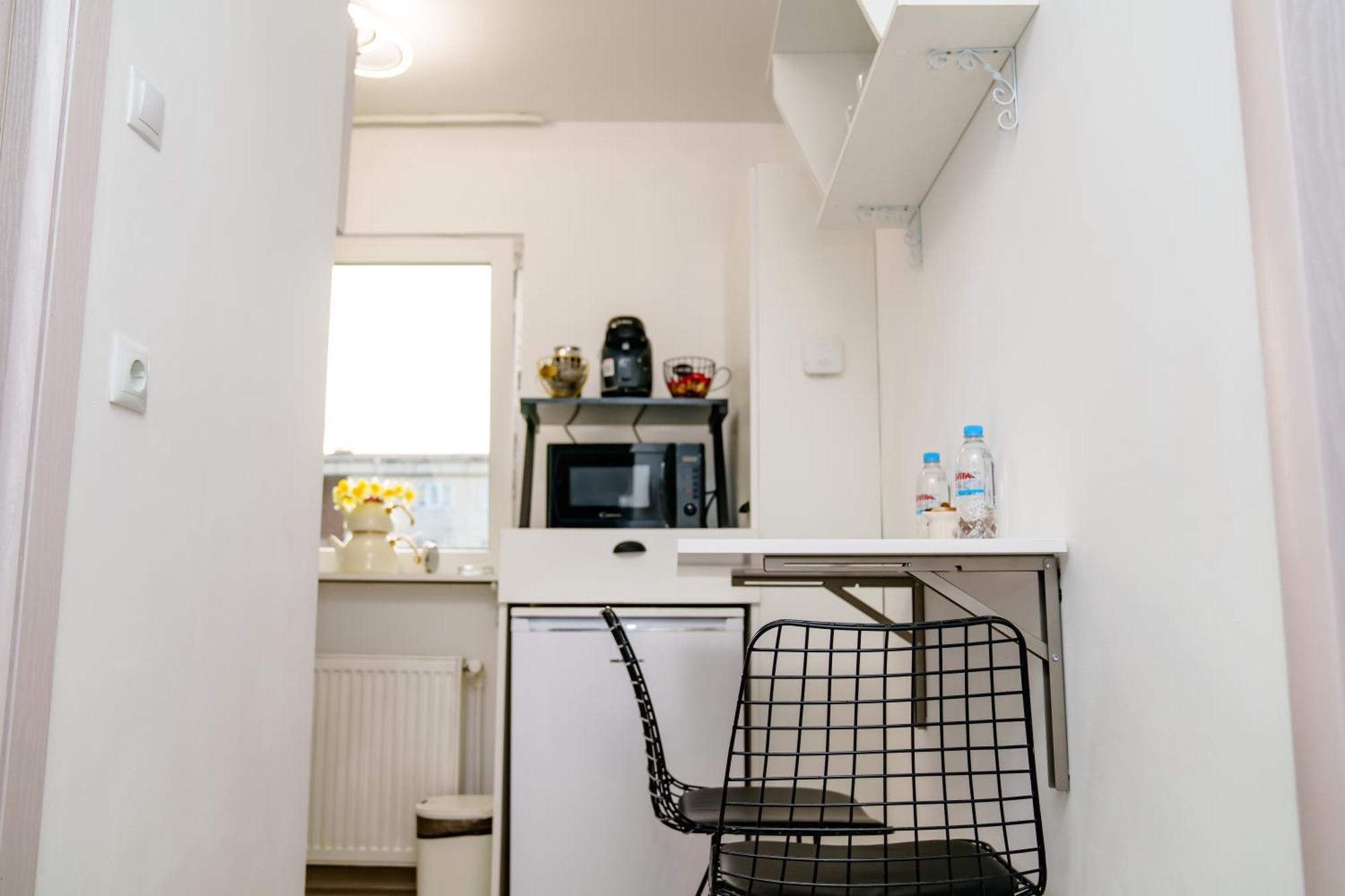 Studio Lounge Apartment Craiova Bagian luar foto